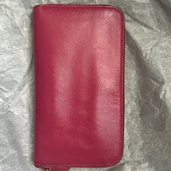Authentic Prada pink wallet - Picture 5 of 5